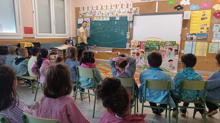 Villatuertako Udalak D eredua eskaini nahi du herriko ikastetxean