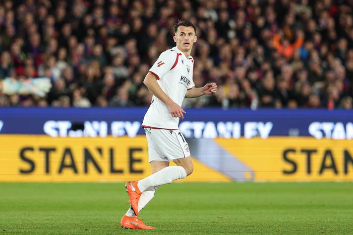 Liderra zangotrabatzeko zorian