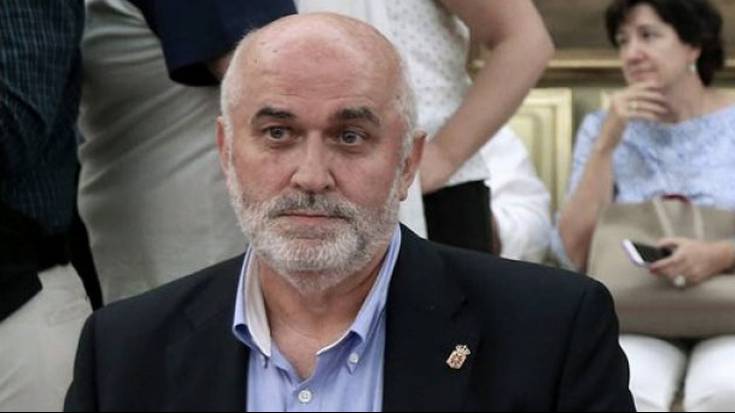 Hezkuntza kontseilaria gaitzesteko UPN eta PPNren mozioak ez dira aurrera atera