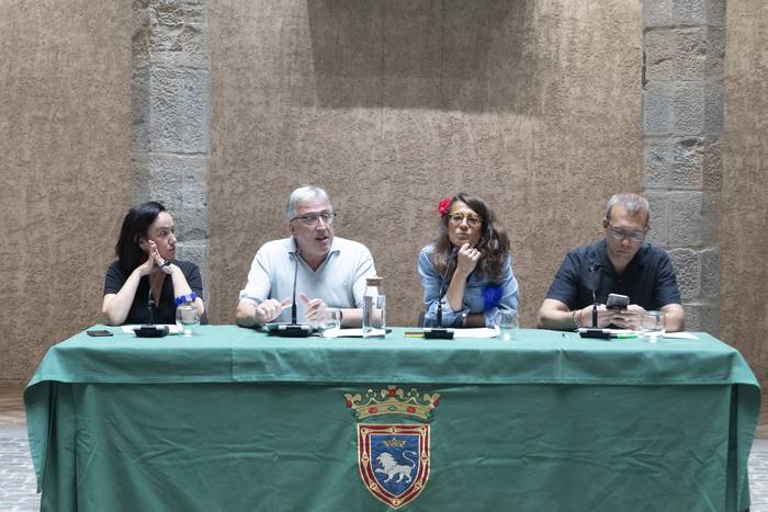 Joseba Asiron: "Herritarren artean sortutako giro aparta nabarmentzekoa da"