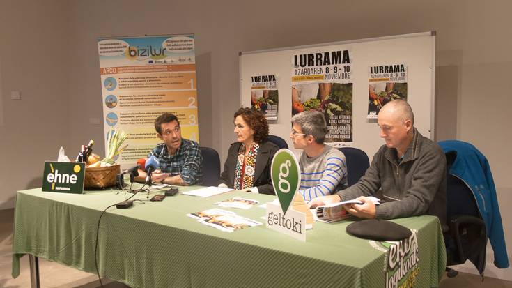 Lurraman erakusleihoa izanen du Nafarroak