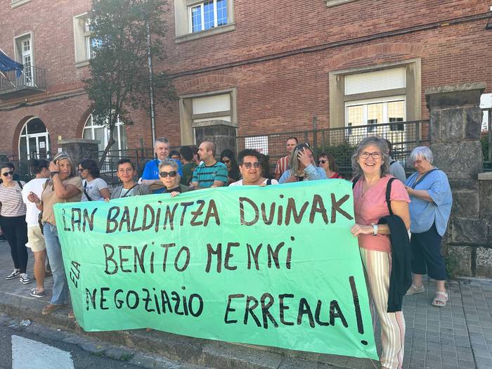 Elizondoko Benito Menni egoitzako langileek 60 greba egun bete dituzte