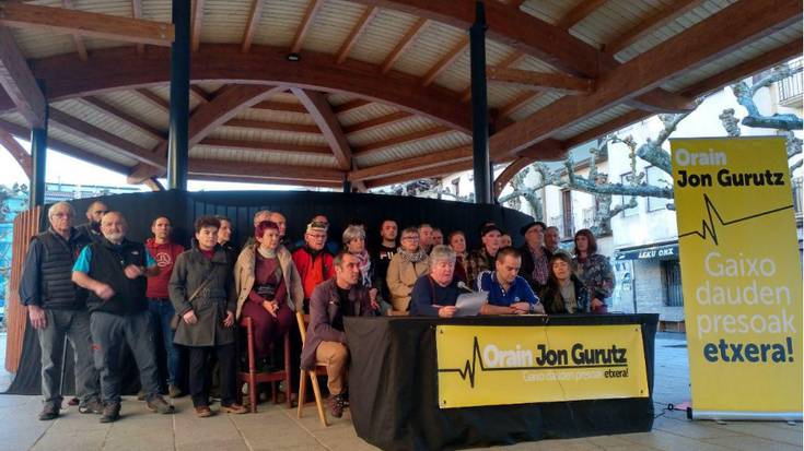 Gaixo dagoen Jon Gurutz Maiza presoaren askatasuna eskatu dute
