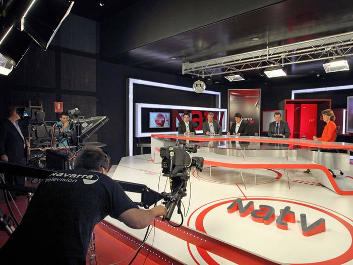 'Navarra TV'-k solasaldi politikotik kanpo utzi ditu Bildu eta Geroa Bai 