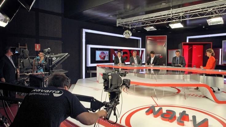 'Navarra TV'-k solasaldi politikotik kanpo utzi ditu Bildu eta Geroa Bai 