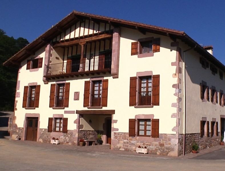 Nafarroako landetxeetan okupazioa  %94,89koa da, Santu Guztien zubirako