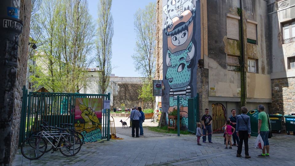 Estalpea ezarri dute Piparrika hiri baratzaren gunean
