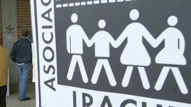 Aurten familia bakoitzak 114 euro gehiago gastatuko dituela esan du Iratxek