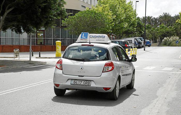 Autoeskoletako aztertzaileek greba amaitutzat eman dute