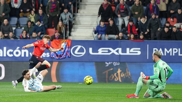 Kaosaren erdian, premiazko garaipena