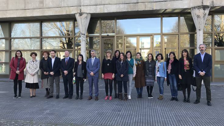 Emakume zientzilarien lanak eta ibilbideak balorean jarriko ditu NUP-ek