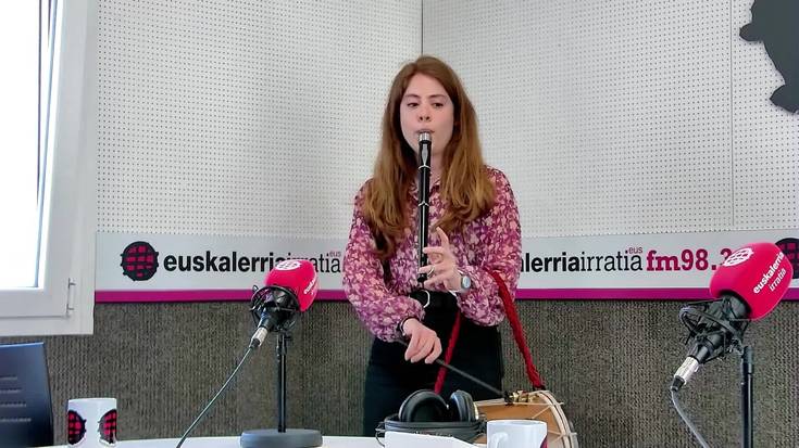 Ainhoa Gonzalez: “Txistua musika eskolatik kalera atera behar dugu”