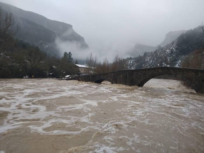 Uholde arriskuagatik larrialdi plan berezia abiatu du gobernuak