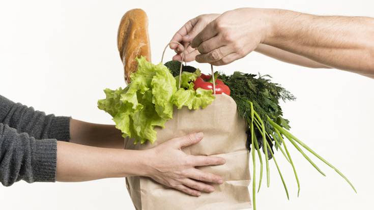 Nafarroako 200 dendak baino gehiagok eramaten dituzte erosketak etxera