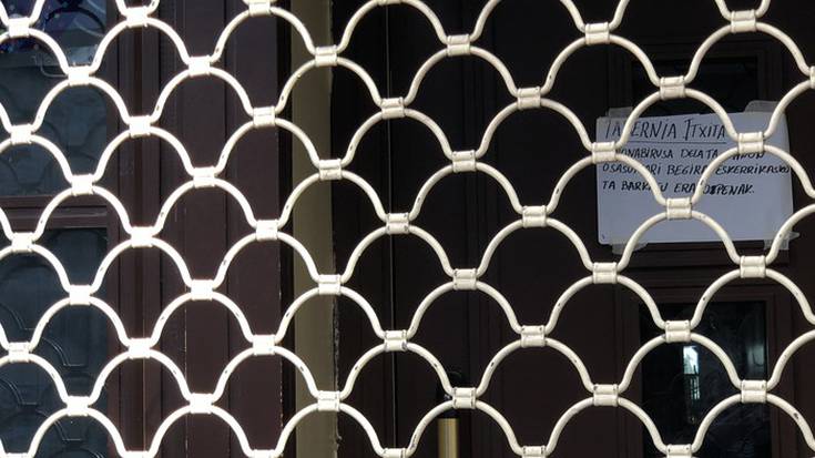 245 denda itxiko dituzte urtebetean Iruñean, 665 Nafarroa osoan