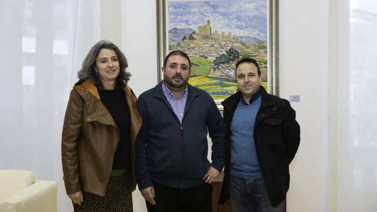 Naizen adingabe transexualen elkarteari harrera egin dio parlamentuak