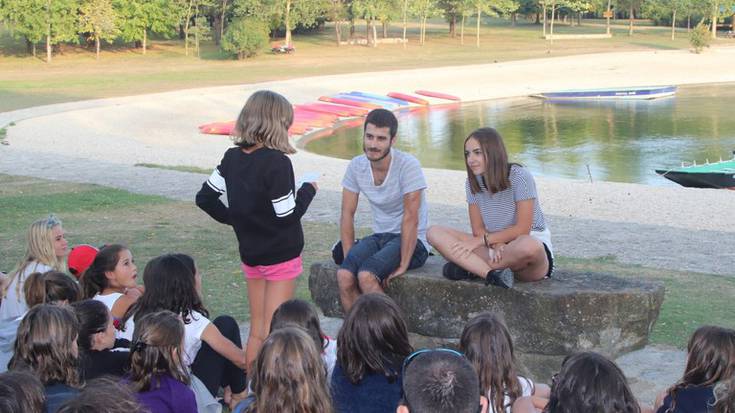 Bertso udalekuak bertan behera utzi ditu Bertsozale elkarteak