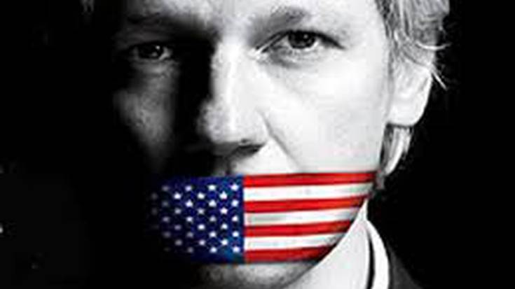 Julian Assange heroi ala gaizkilea?