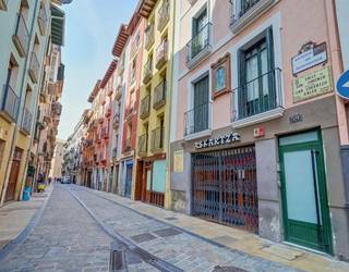 Emakume batek etxegabetzeko agindua du biharko Iruñeko Alde Zaharrean