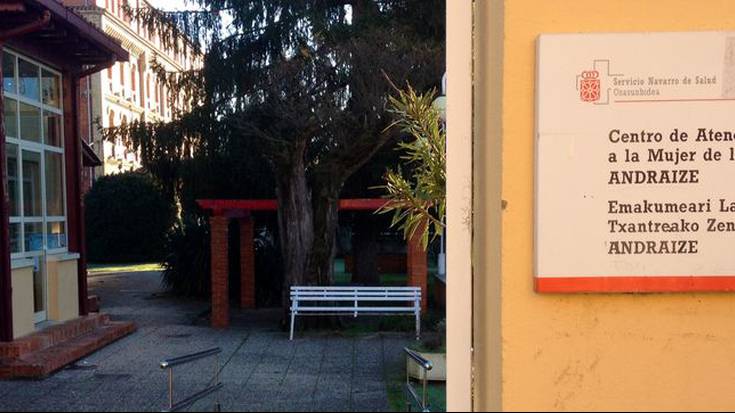 Andraizen erizain bat jubilatu zenetik berririk joan ez dela salatu du LABek