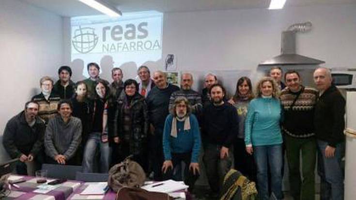 Tokiko politika publikoen izaera eraldatzailea aztergai, Kondestablearen jauregian 