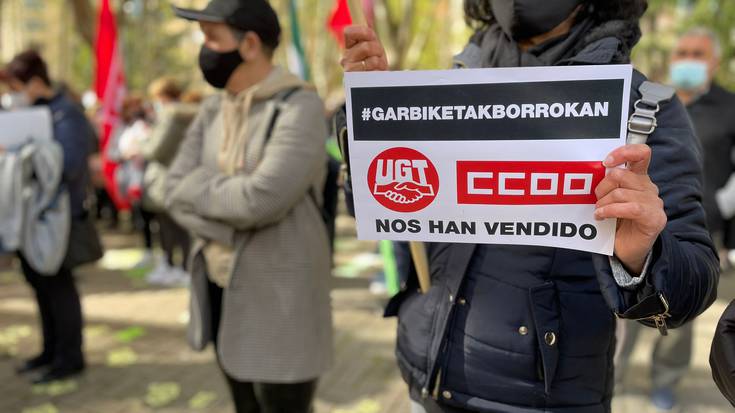 LABek eta ELAk garbiketa hitzarmenaren aurreakordioa kritikatu dute: "Ez ditu grebaren helburuak betetzen"