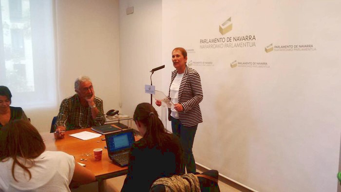 Gobernuak 33 parlamentariren sostengua edukitzea nahi du Barkosek