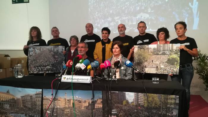 Gorenaren epaiaren aurkako elkarretaratzea egingo dute, urriaren 26an, Iruñean