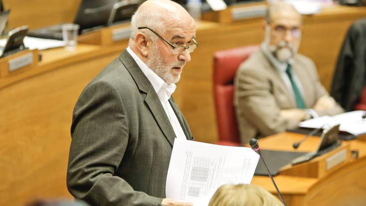 Jose Luis Mendoza: "PAI programa ezartzea edo ez ikastetxeen erabakia izanen da"