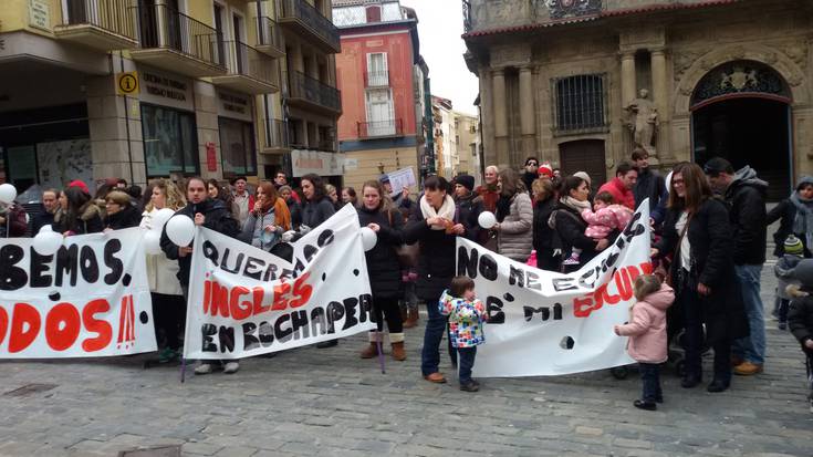 "Inposizioa" salatu dute gaztelaniazko haur eskoletako hainbat gurasok