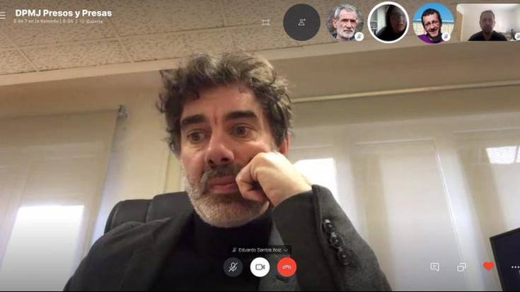 Eduardo Santos kontseilariarekin bildu dira #SOSPresoakCovid19 manifestuaren sinatzaileak