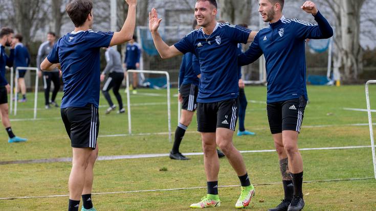 Aridane eta Barja Atletico de Madriden aurkako partiduaren deialdian sartu dira