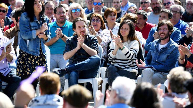 Nafarroako gizarte politikak Espainian erreferente direla esan du Podemosek