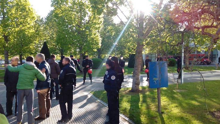 NUPeko errektoreari egindako "irainak" gaitzetsi ditu Nafarroako Parlamentuak