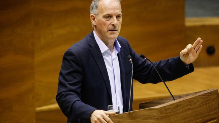 Hezkuntza itun bat osatzeko batzordea eratu nahi du EH Bilduk parlamentuan