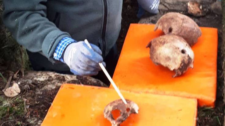 Ezkabatik ihes egindako hiru lagunen gorpuzkinak aurkitu dituzte Etulainen