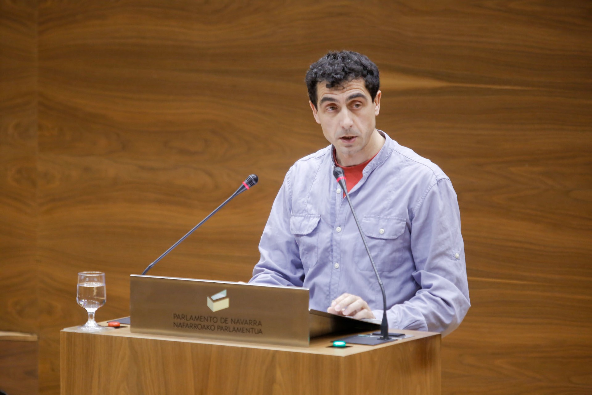 Rubén Velasco parlamentario nafarrak Ahal Dugu utzi du