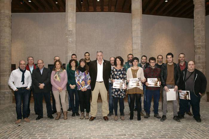 Egile Berriendako literatur lehiaketako irabazleen errezitaldia, Karrikirin