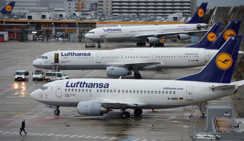 Iruñea-Frankfurt hegaldiak, azarotik