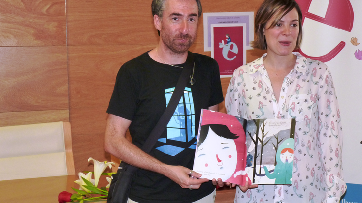 'Zerua gris dago' haurrentzako albuma, prest