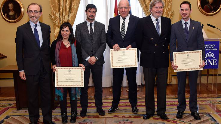 Aurizberriko liburutegiak Maria Moliner Sari Nazionala jaso du