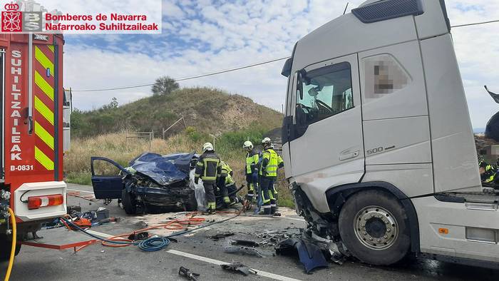 21 urteko gazte bat hil da auto istripuan, San Adrianen