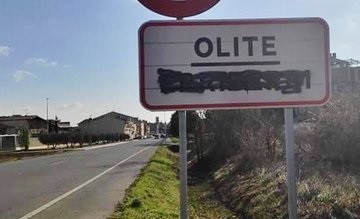 Beste eraso euskarofobo bat, Erriberriko errepide-seinaleen aurka