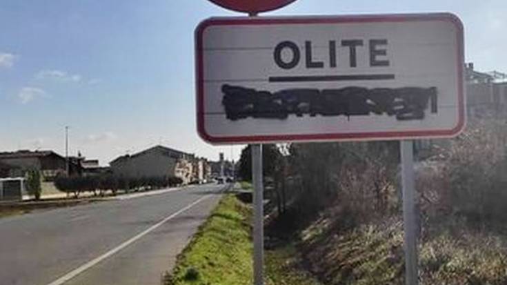 Beste eraso euskarofobo bat, Erriberriko errepide-seinaleen aurka