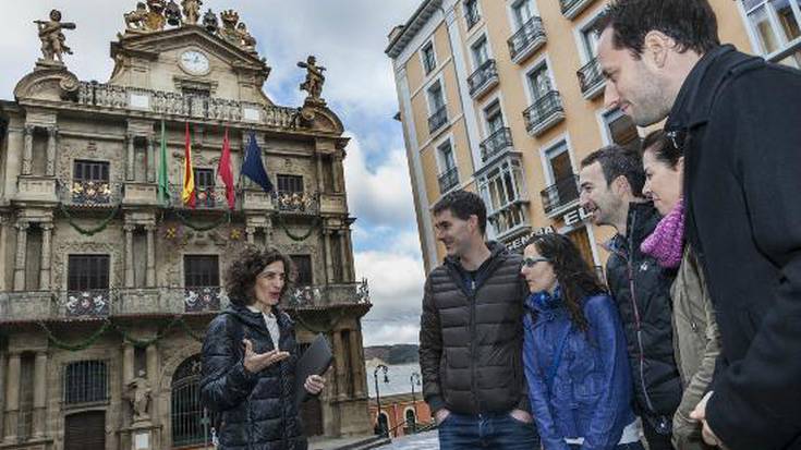 Iruñeko artea ezagutzeko euskarazko bisita gidatuetan plaza libreak