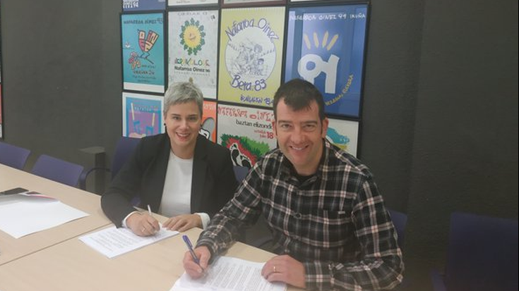 Nafarroako 15 ikastolen lan hitzarmena sinatu dute