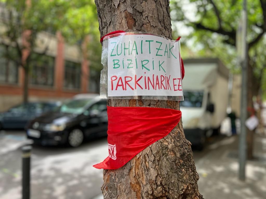 Udalak bertan behera utzi du Zabalguneko merkatariekin parkingaz mintzatzeko bilera