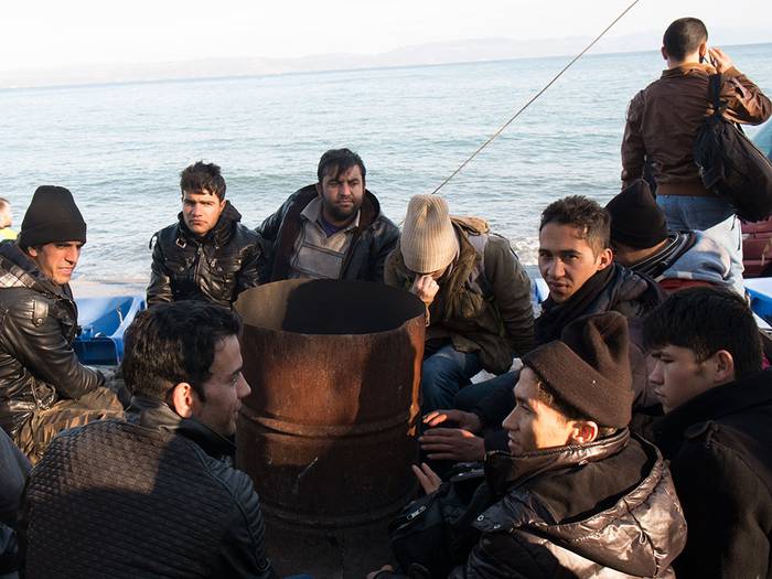 Errefuxiatuak hartu nahi dituela berretsi du Nafarroak, Espainia geldi dagoen bitartean