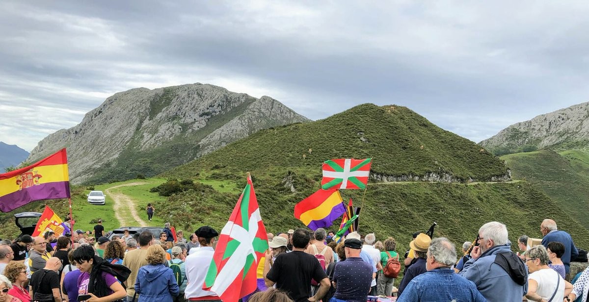 Argi berdea Elon Memoriaren Parkea egiteko proiektuari
