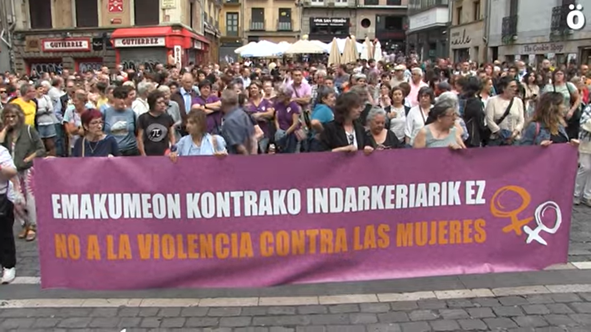 Ermitagañako hilketa matxista gogor deitoratu dute